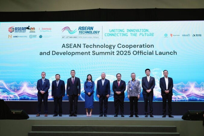 Sidang Kemuncak Teknologi ASEAN dibuka di Kuala Lumpur