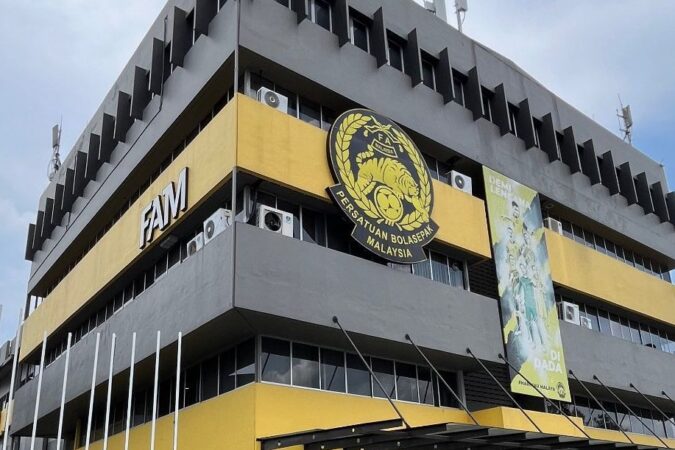 Kementerian Belia dan Sukan tidak boleh campur tangan secara langsung dalam tadbir urus FAM, kata Parlimen