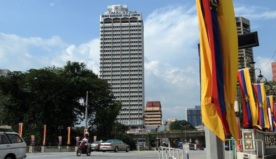 Menjalankan Kuala Lumpur: Apabila Demografi Menghalangi Tinjauan Langsung