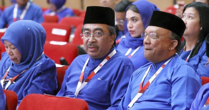‘Kestabilan kerusi’ – Johari pertahankan tempat Umno dalam Unity Govt